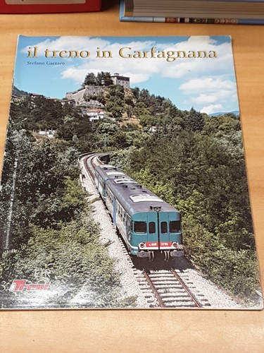 Libro ferrovia treno in - ferrovia,